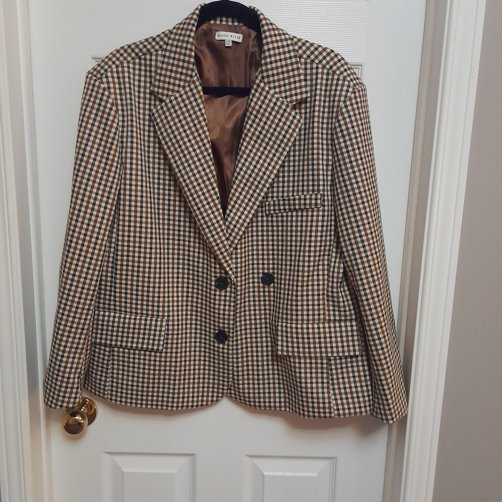 Moon River Tan and Black Checkered Blazer